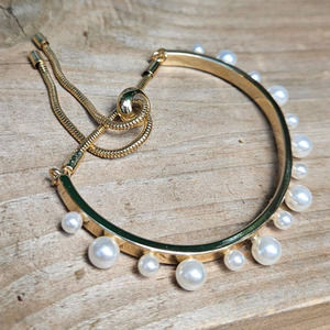 NWOT! Gorgeous & Glamorous Faux-Pearl Encrusted Gold-Tone Bolo Bracelet